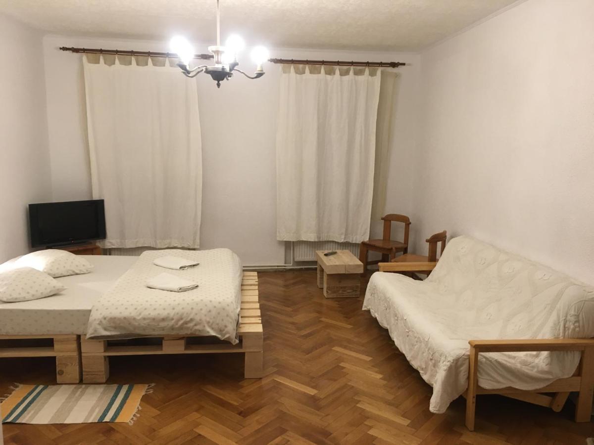 Homestay Central